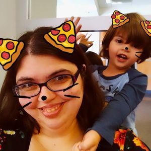 Meet your Posher, Leona